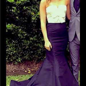 Fit and flare dress in size 8